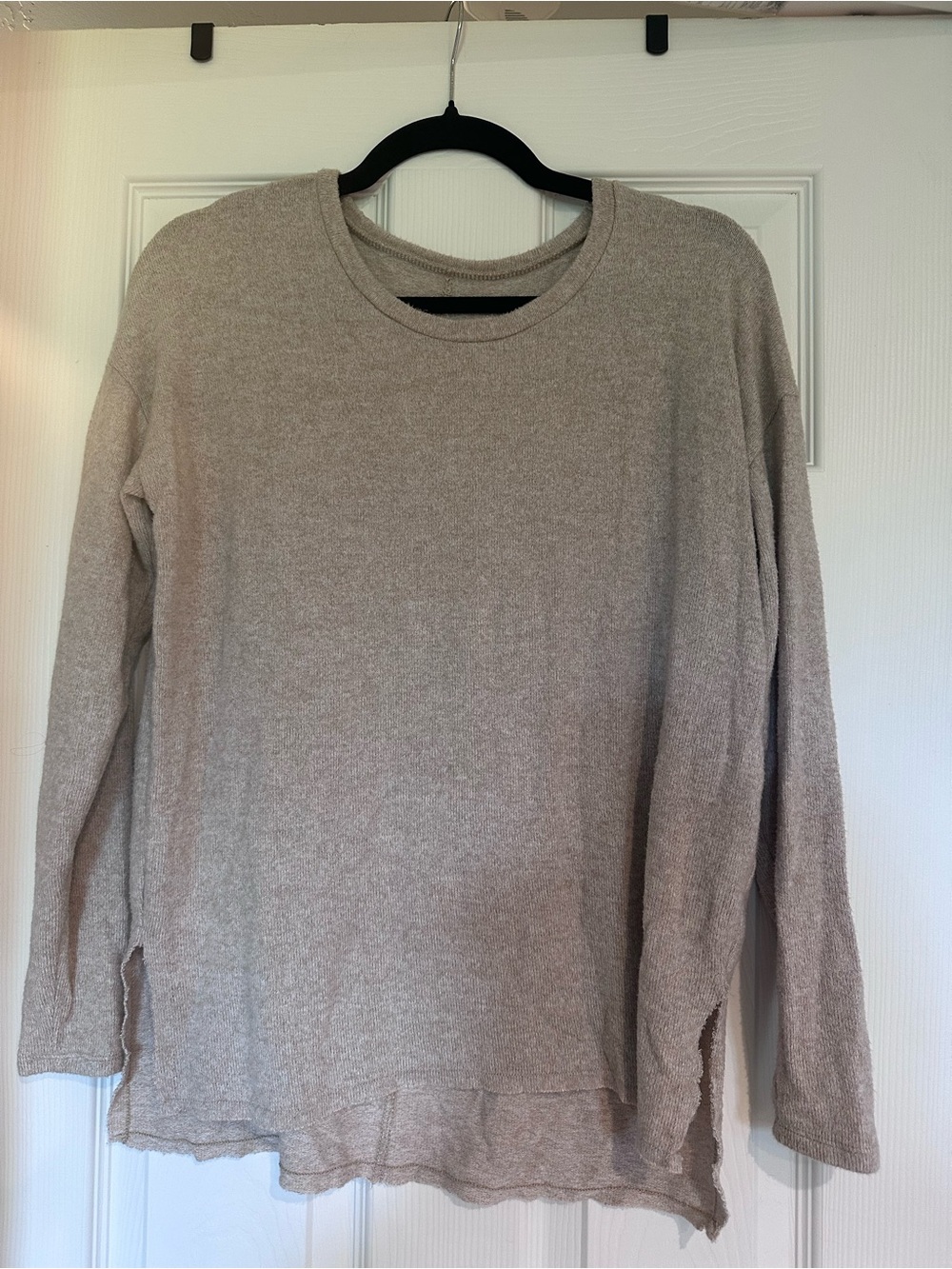aerie Beige Crewneck Sweater - Lightweight Long Sleeve
